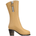 👢 woman’s boot display on Apple